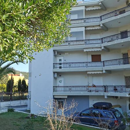 Nia'S Apartment By The Sea Nea Iraklitsa Exterior photo