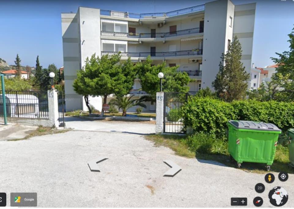 Nia'S Apartment By The Sea Nea Iraklitsa Exterior photo