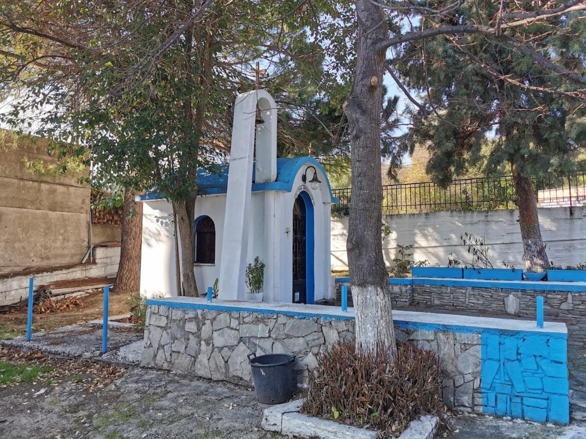Nia'S Apartment By The Sea Nea Iraklitsa Exterior photo